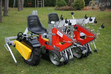 Poloautomatický úchopový sázecí stroj Solan Model N 2-5 sekční